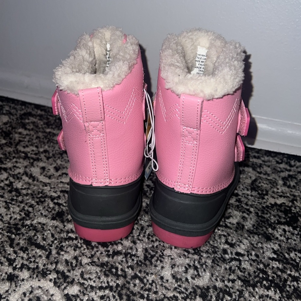 Cat & Jack Toddler Girl Snow Boots - Picture 4 of 7